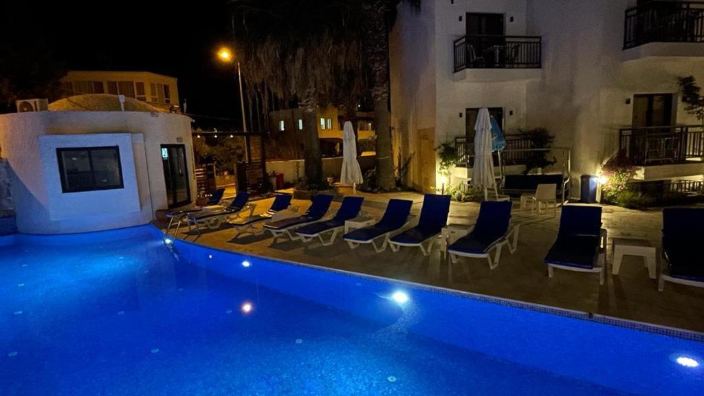 Orion Hotel Bitez Eksteriør bilde